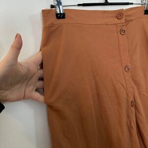 Listicle Button-Front Midi Skirt in Rust Orange